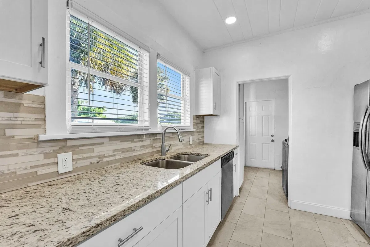 West Palm Beach Residence photo 13