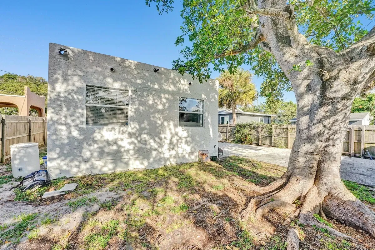 West Palm Beach Residence photo 34