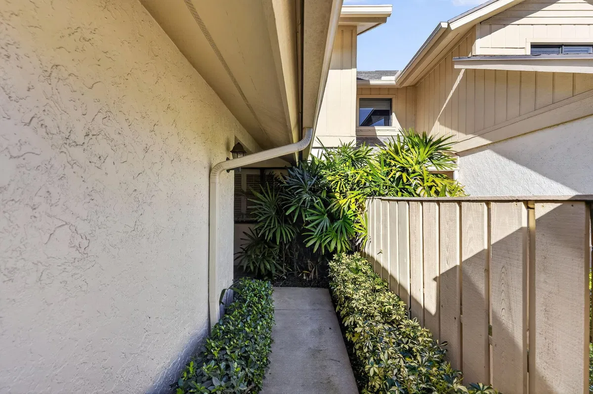 Jonathan's Landing Jupiter FL Unit 132 photo 4