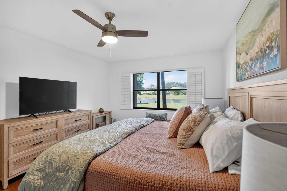 Jonathan's Landing Jupiter FL Unit 132 photo 13