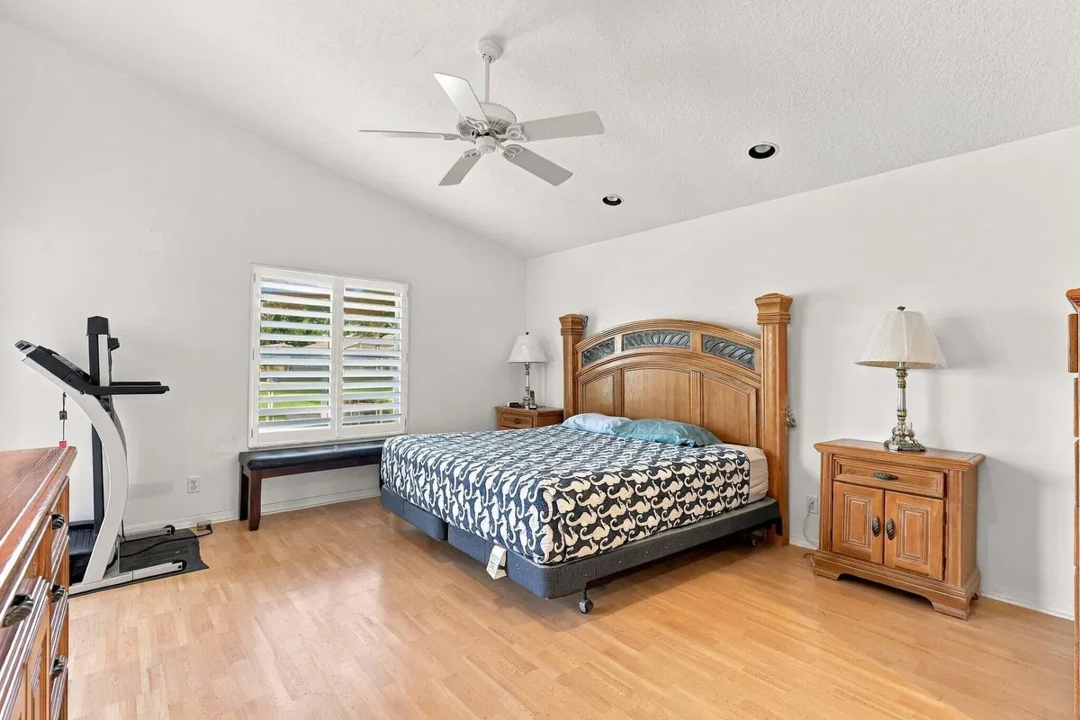 Residence photo 28