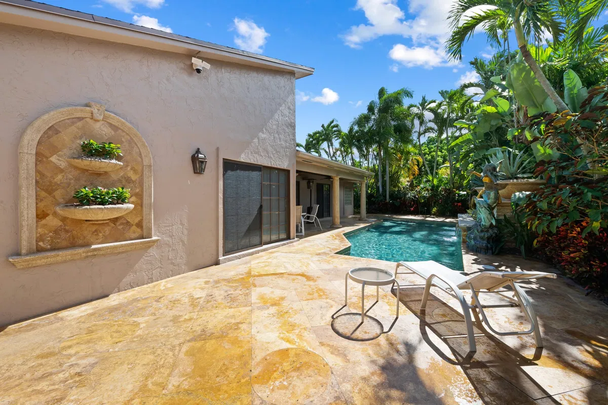  Residence photo 10