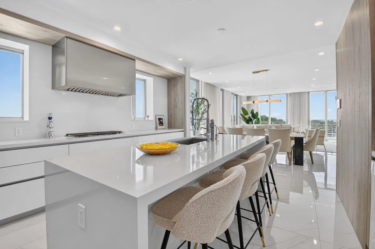 Royal Palm Residences Boca Raton Unit 601 photo 19