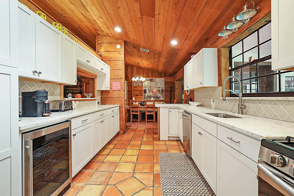 Residence photo 10