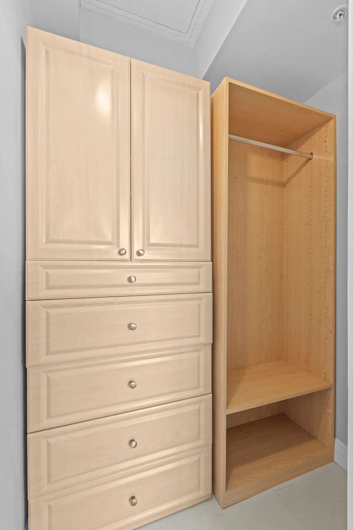 Unit 322 photo 13