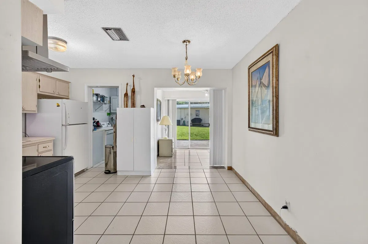 Residence photo 10