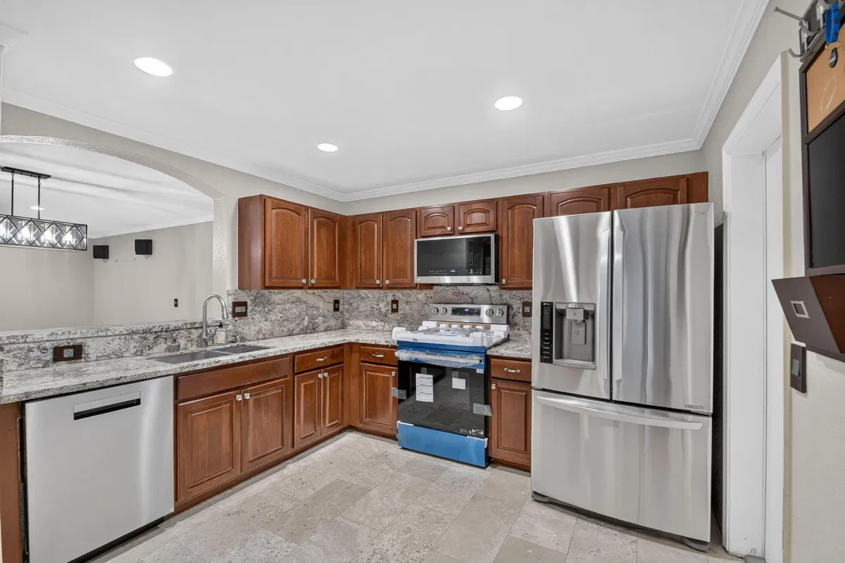  Residence photo 7