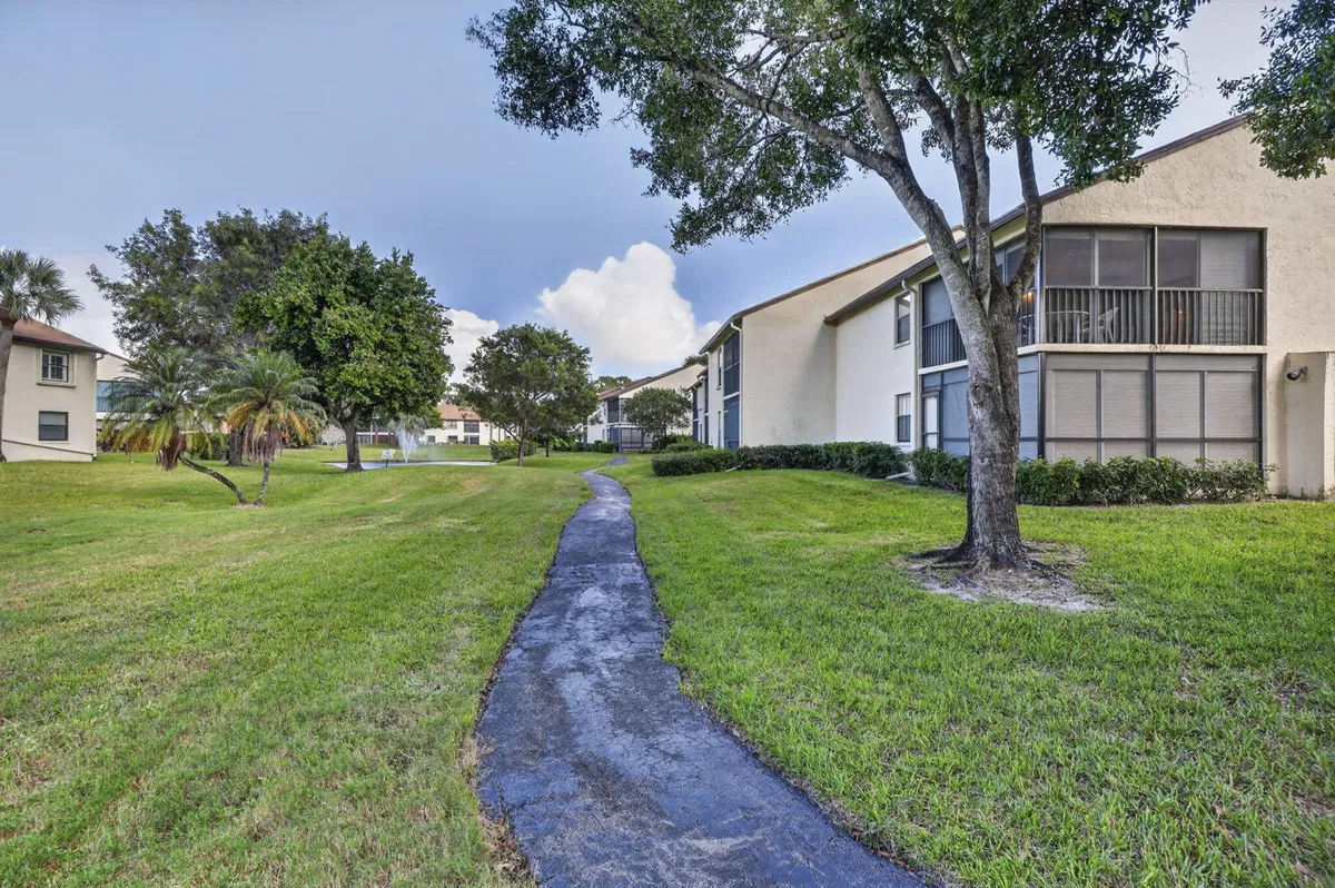  Residence photo 46