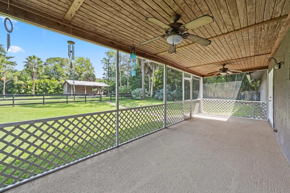  Residence photo 31