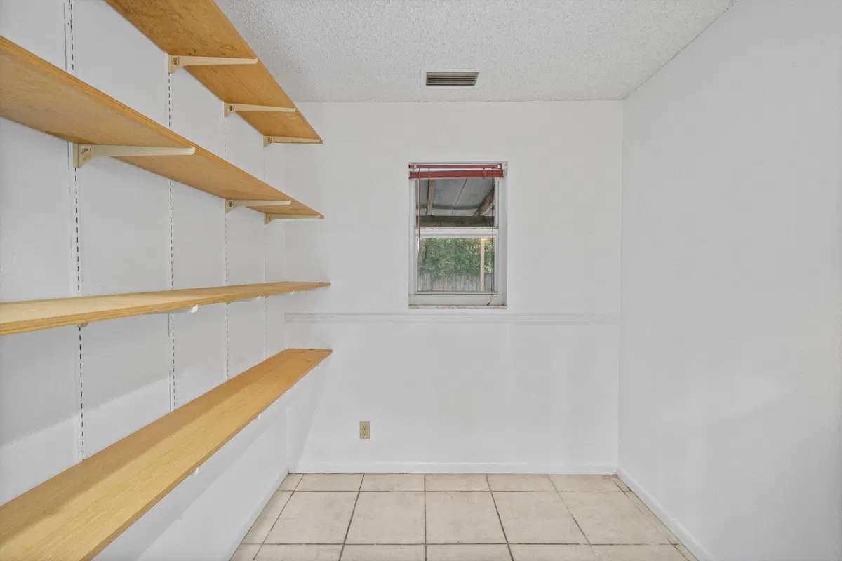  Residence photo 37