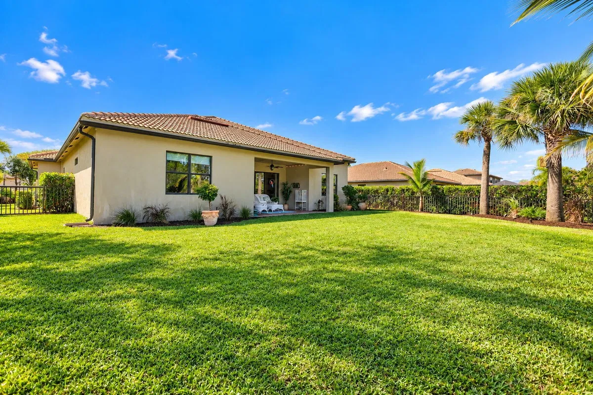 Residence photo 46