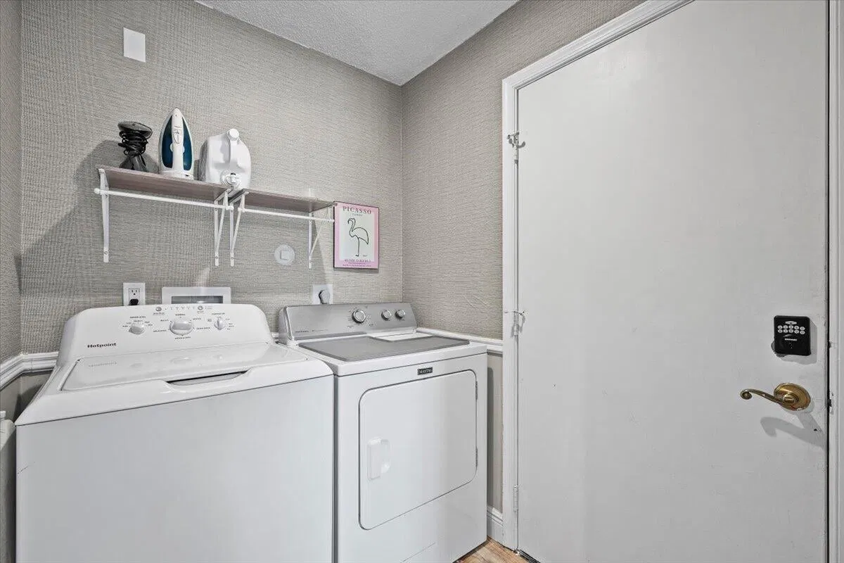  Residence photo 19