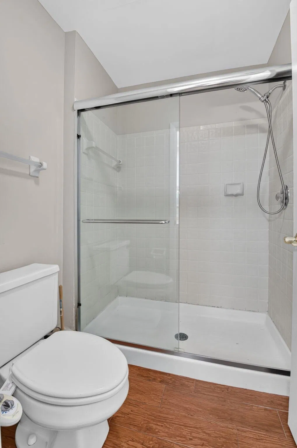 Unit C photo 19