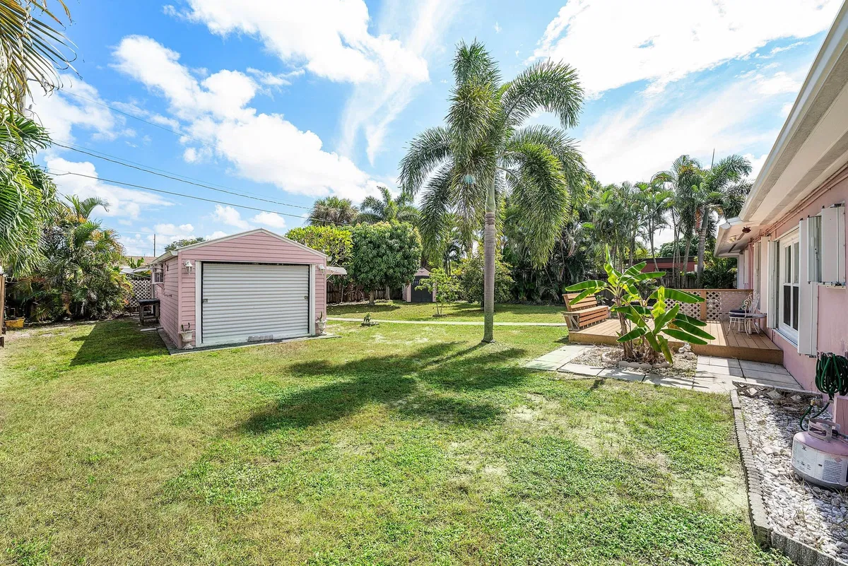 Residence photo 34
