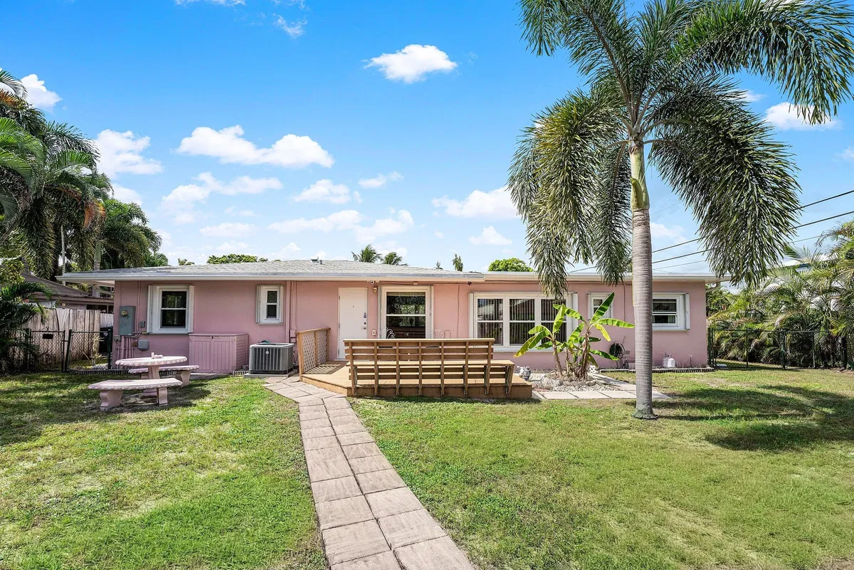 Residence photo 37