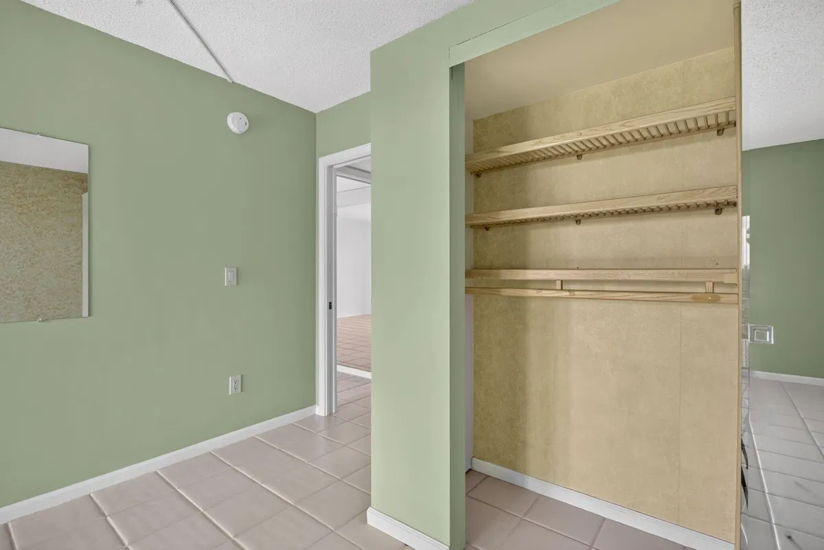  Unit 3502 photo 25
