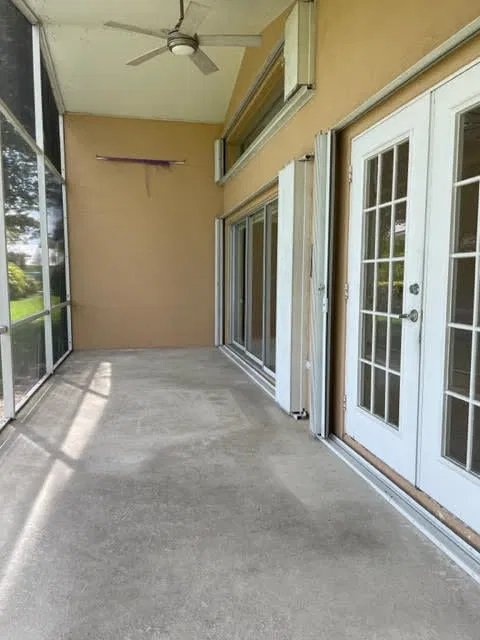 Residence photo 28