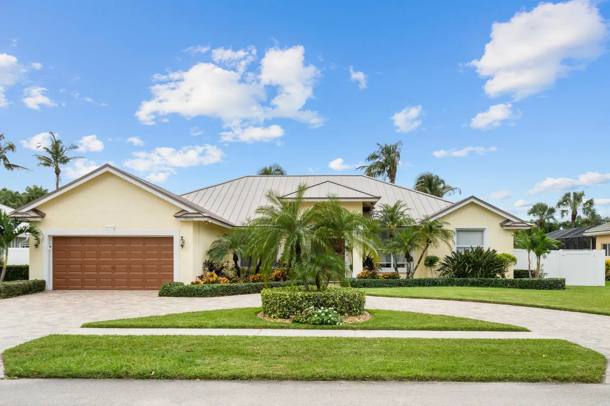 Jupiter River Estates Residence photo 49