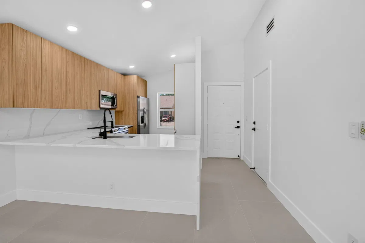  Residence photo 13