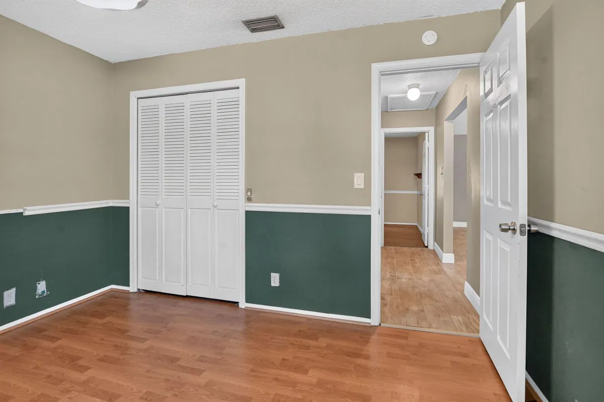 Residence photo 31