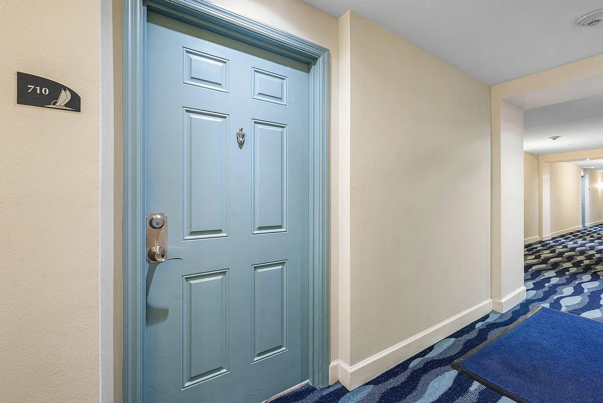 Boynton Beach Club Unit 710 photo 28