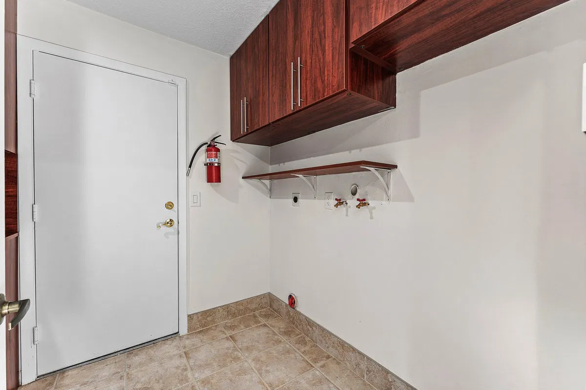  Residence photo 25