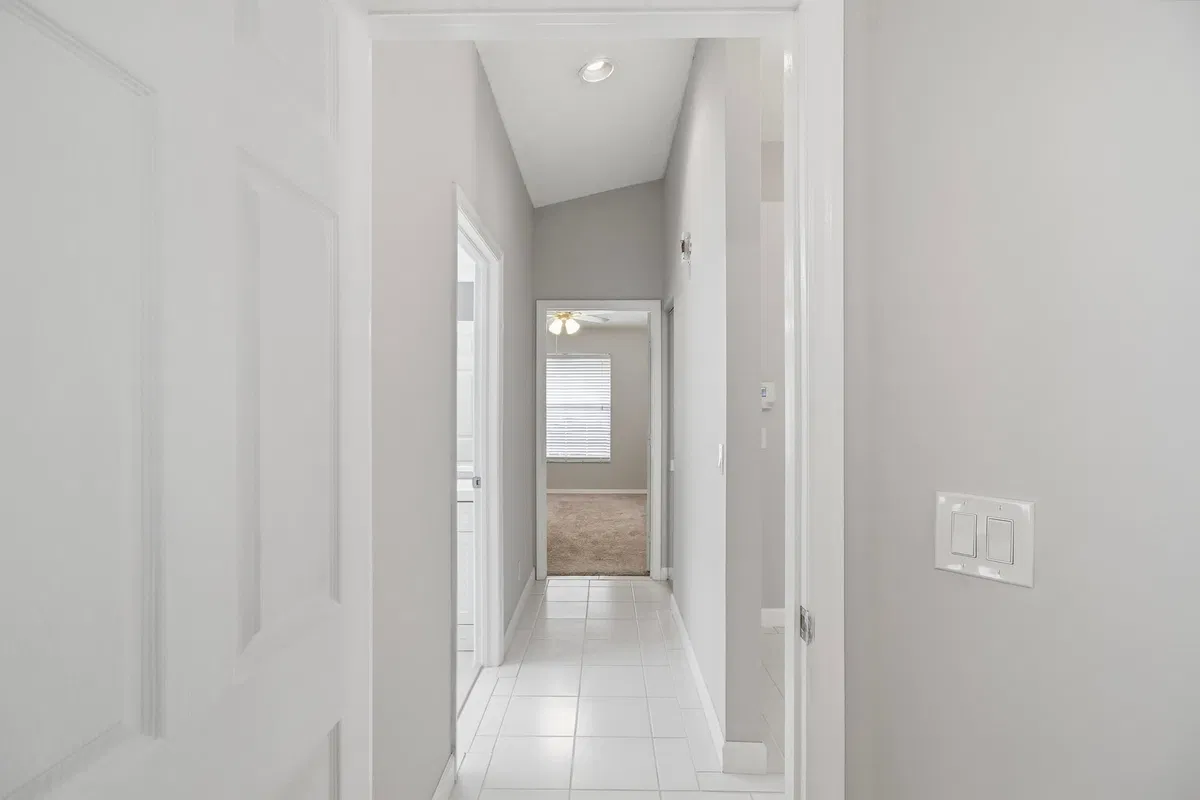 Residence photo 19