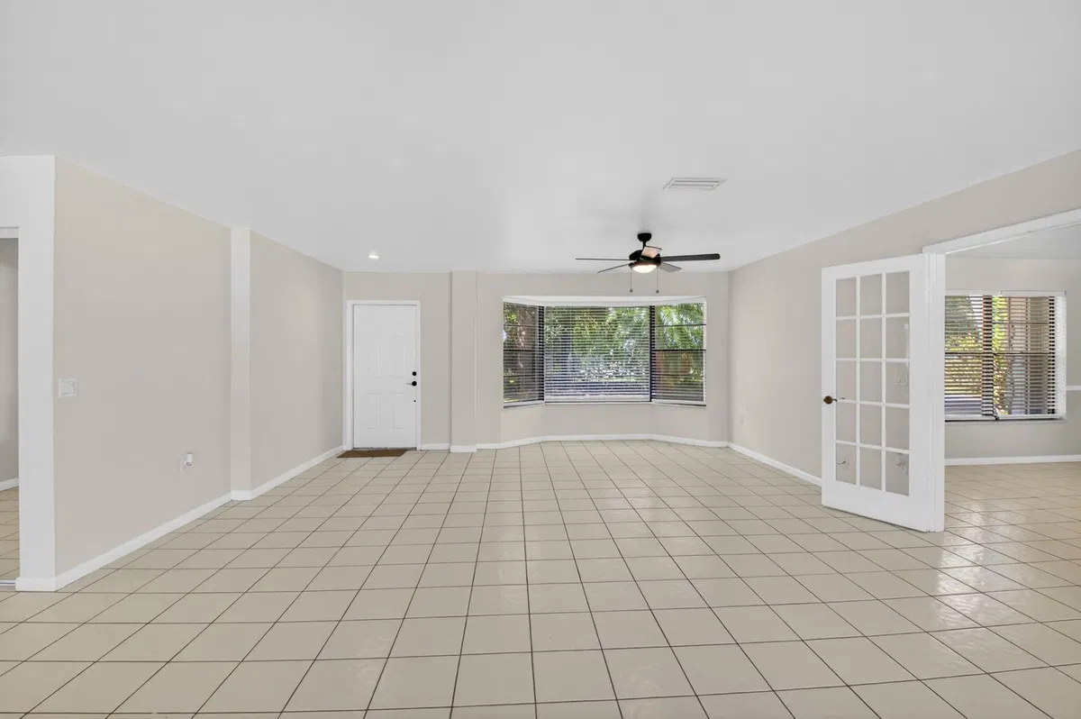 Residence photo 4
