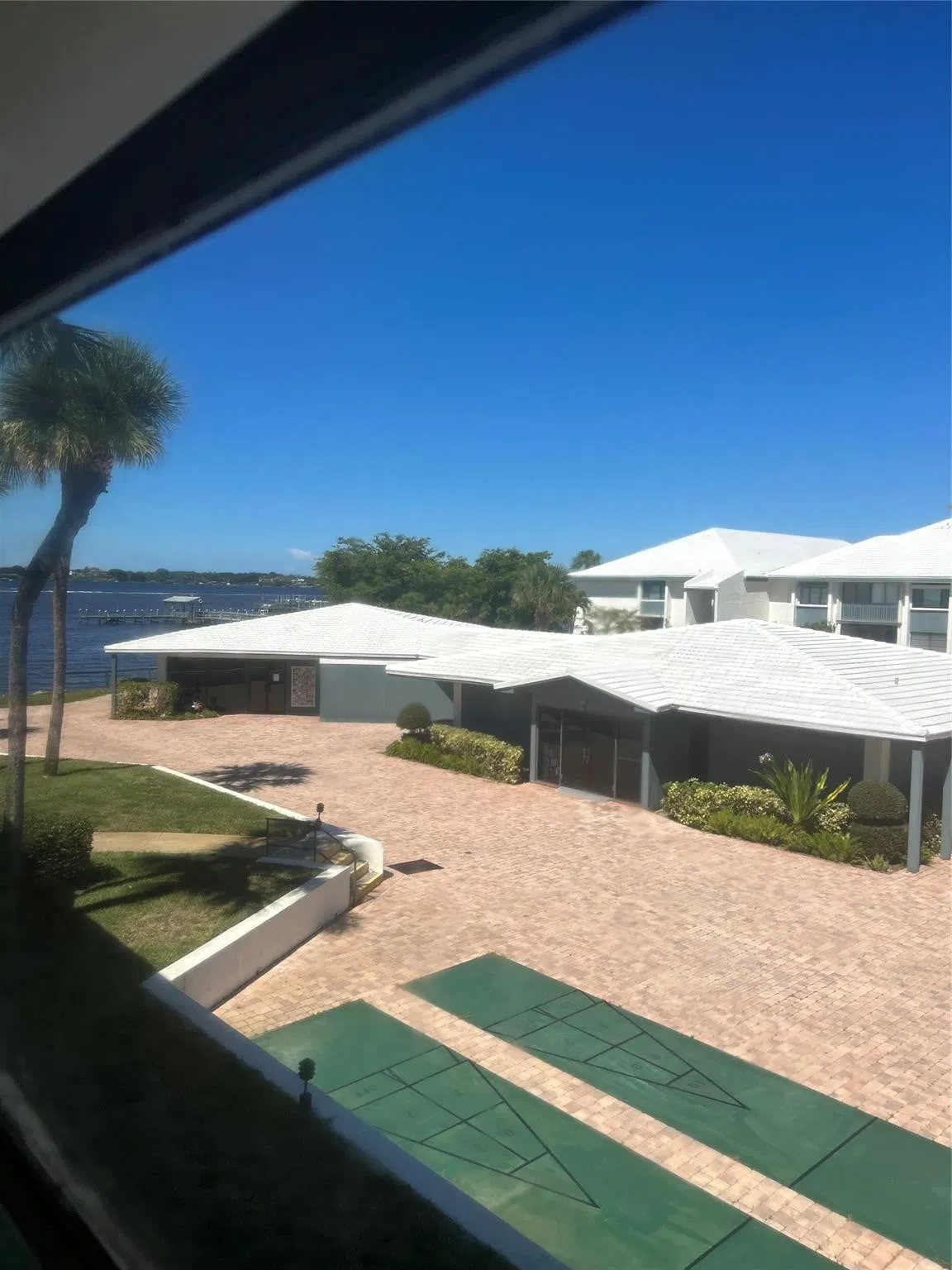 Unit E134 photo 10