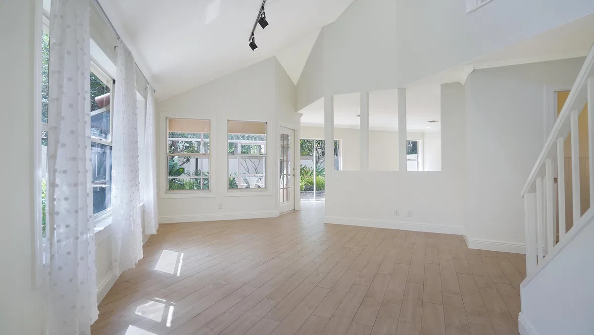 Residence photo 4