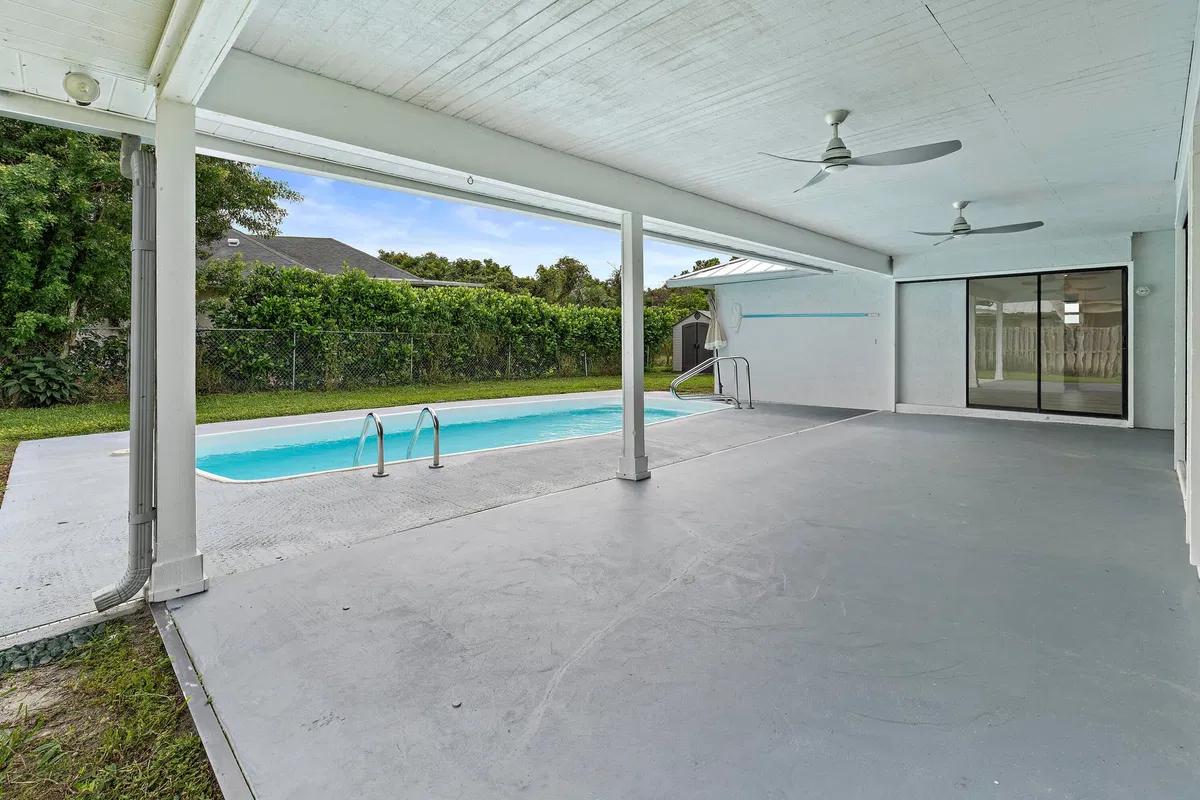 Rocky Point Residence photo 28