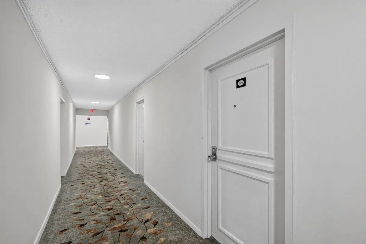 South Palm Beach Unit 303
