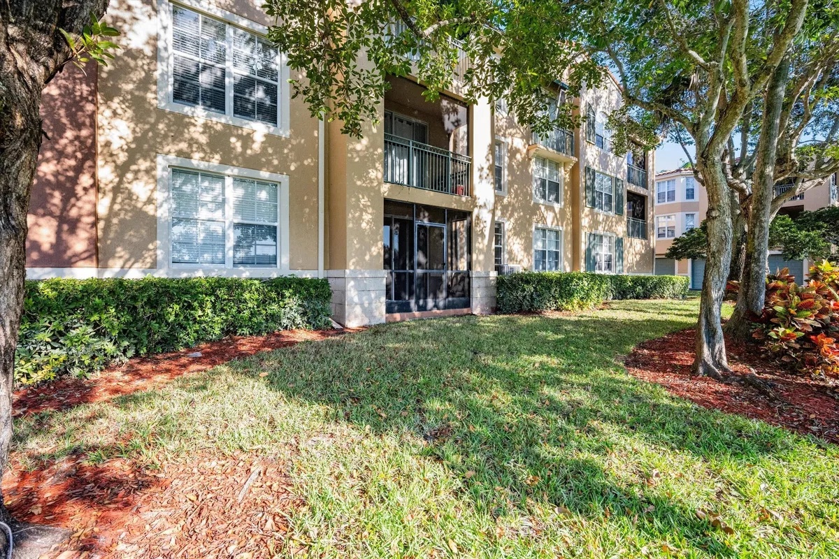  Unit 102 photo 25