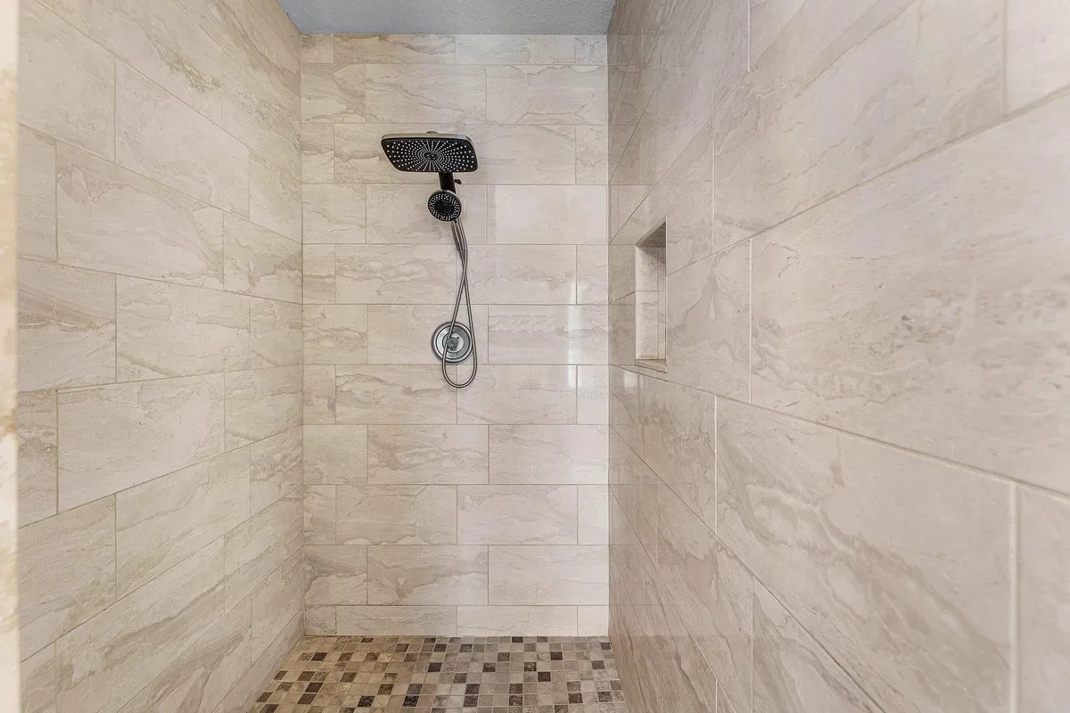 Residence photo 19