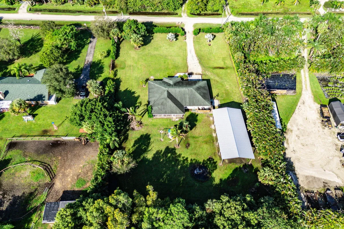  Residence photo 40