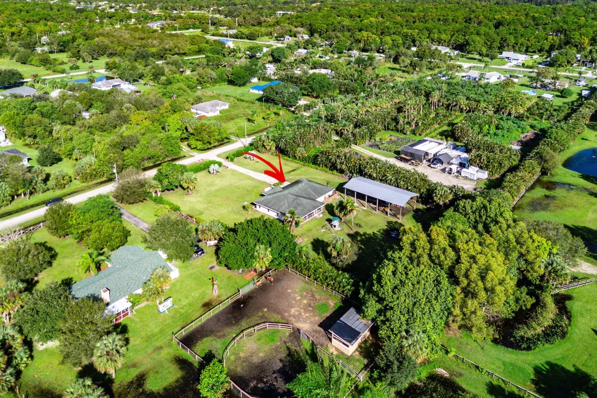  Residence photo 43