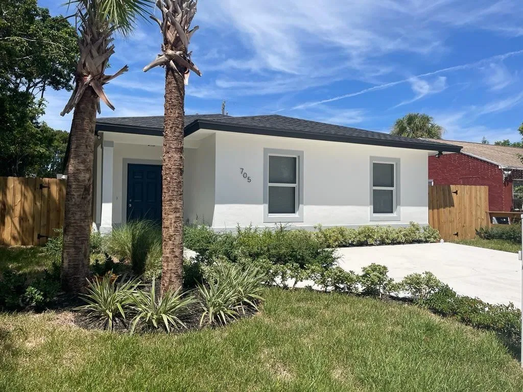 West Palm Beach Residence
