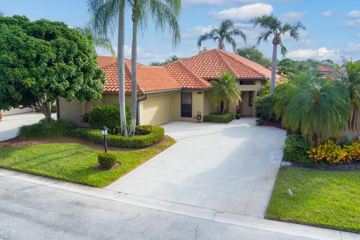 Residence photo 31