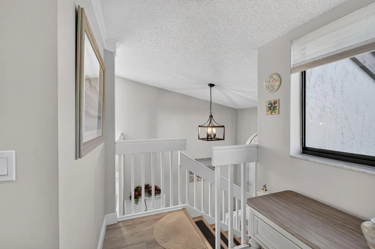 Unit 202 photo 70