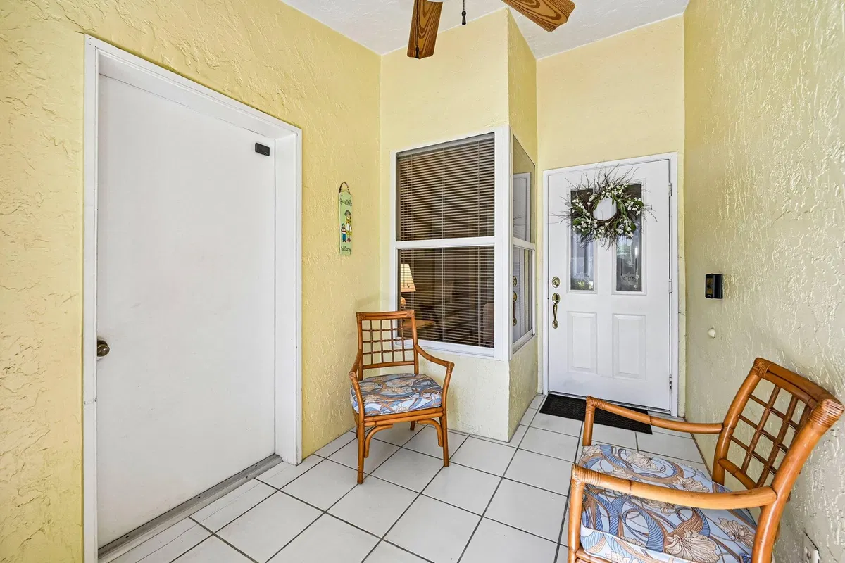 Residence photo 4