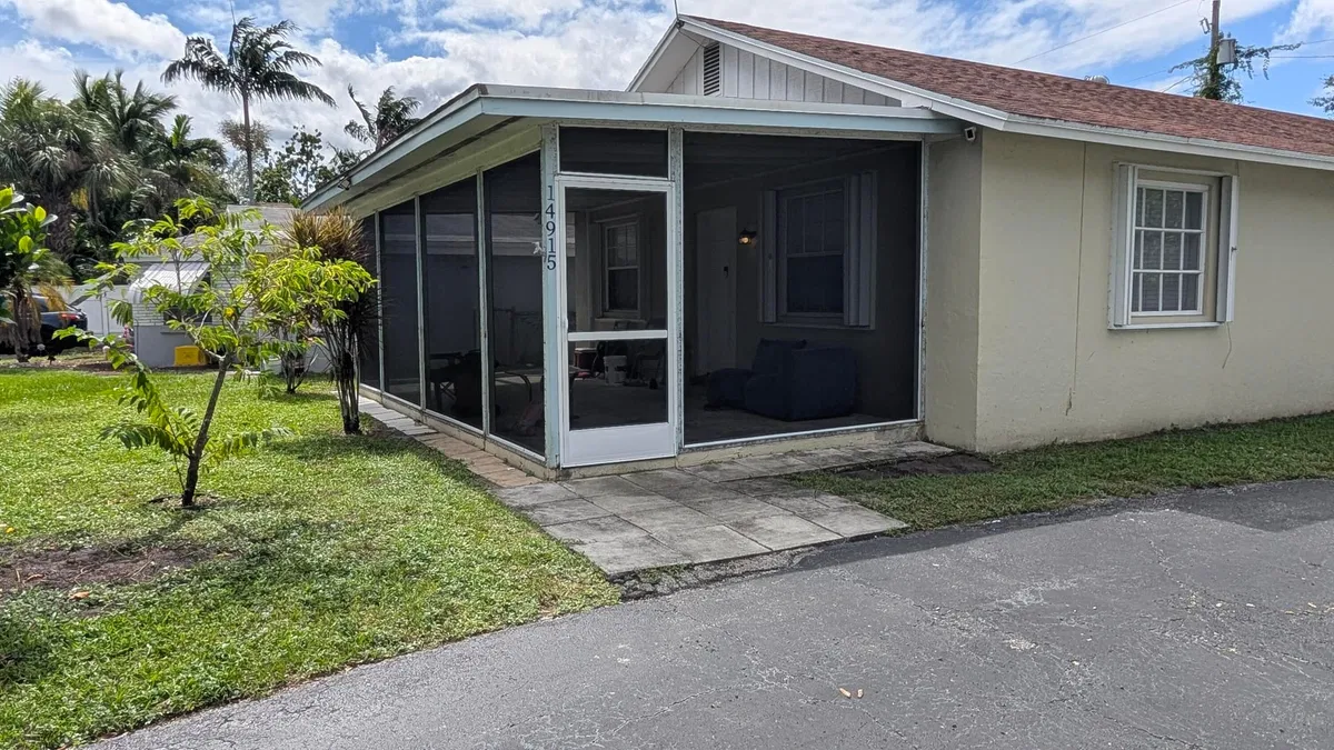 Residence photo 4