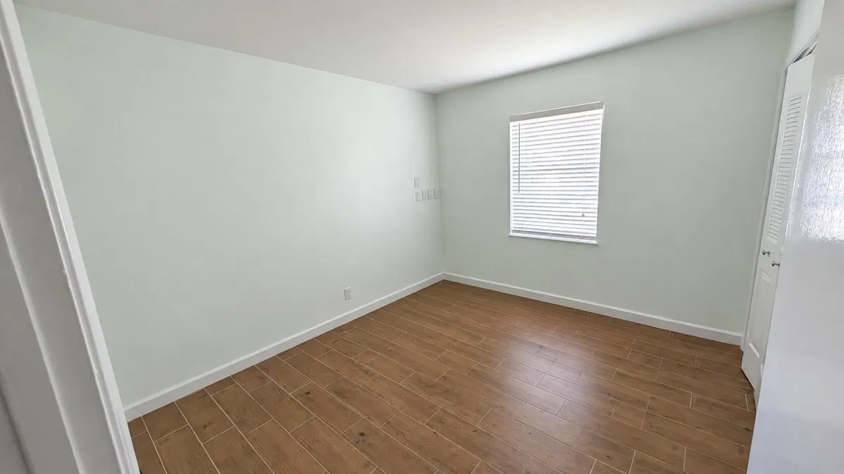 Residence photo 16