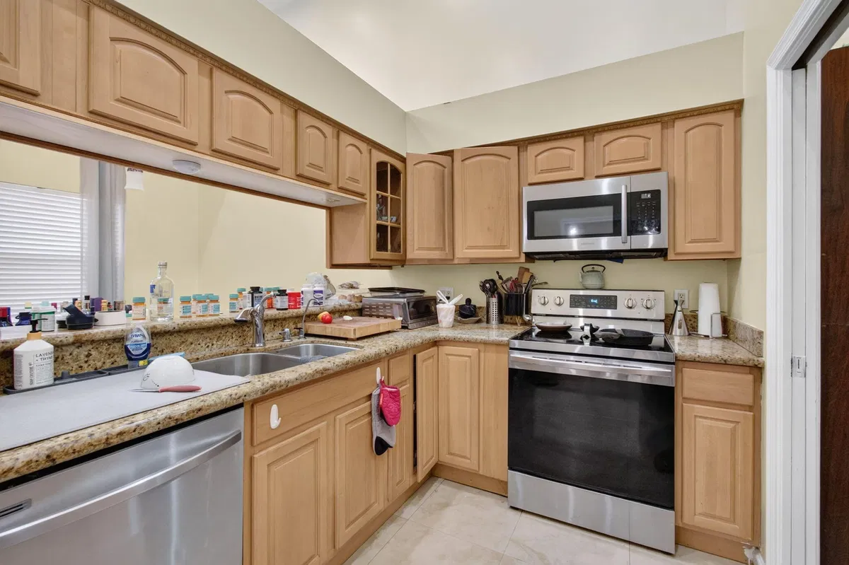 Residence photo 25