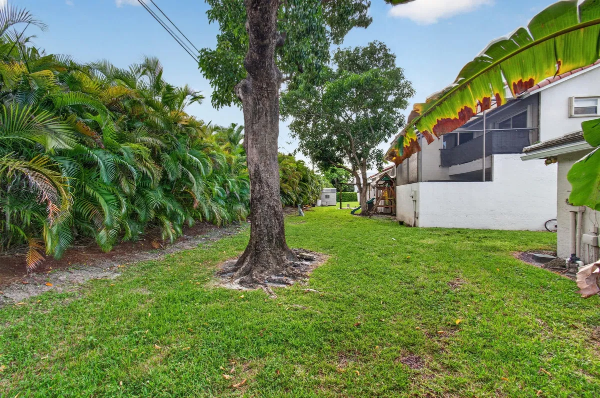 Residence photo 58