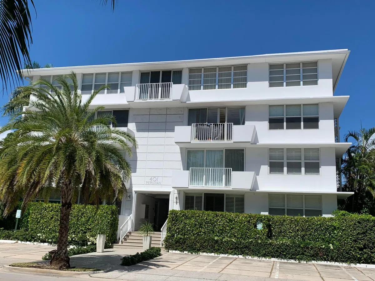 In-Town Palm Beach Unit 4010