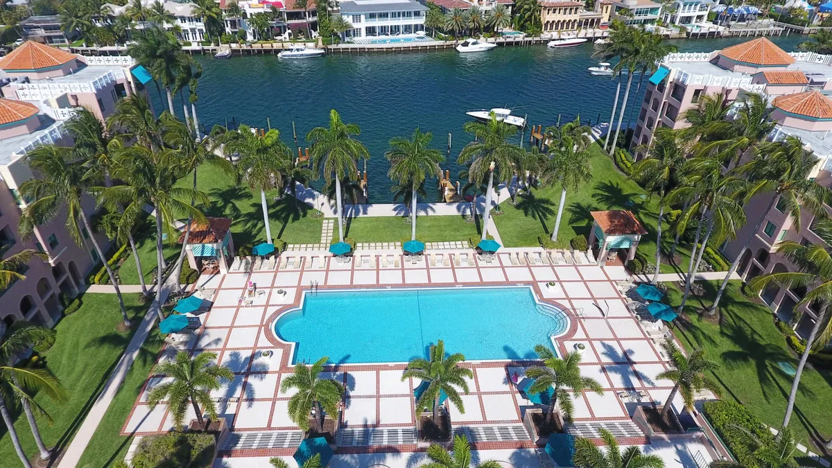Mizner Court Unit PH14 photo 31