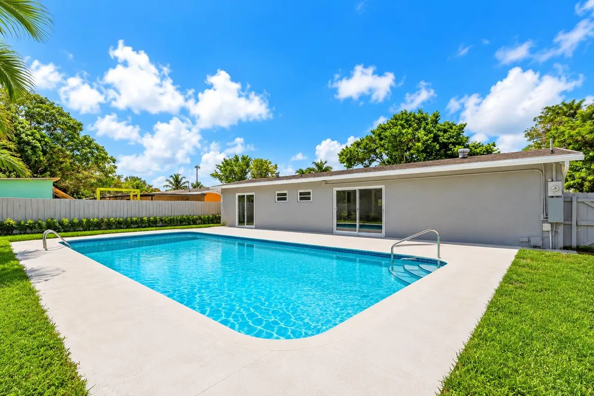Residence photo 4