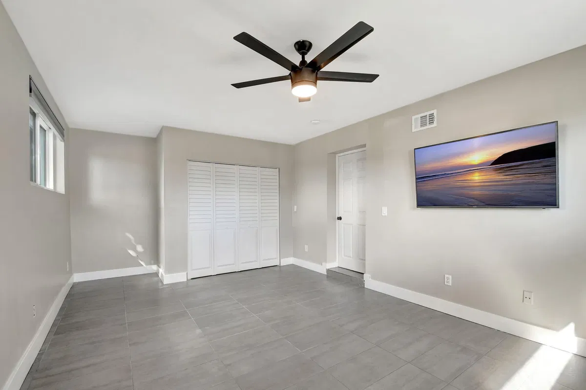 Residence photo 19