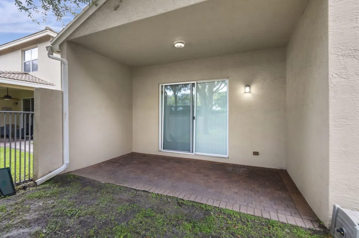  Residence photo 37
