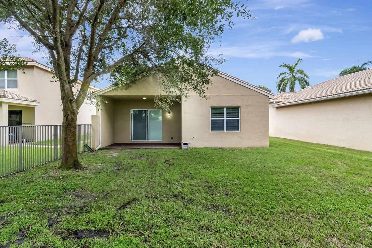  Residence photo 40
